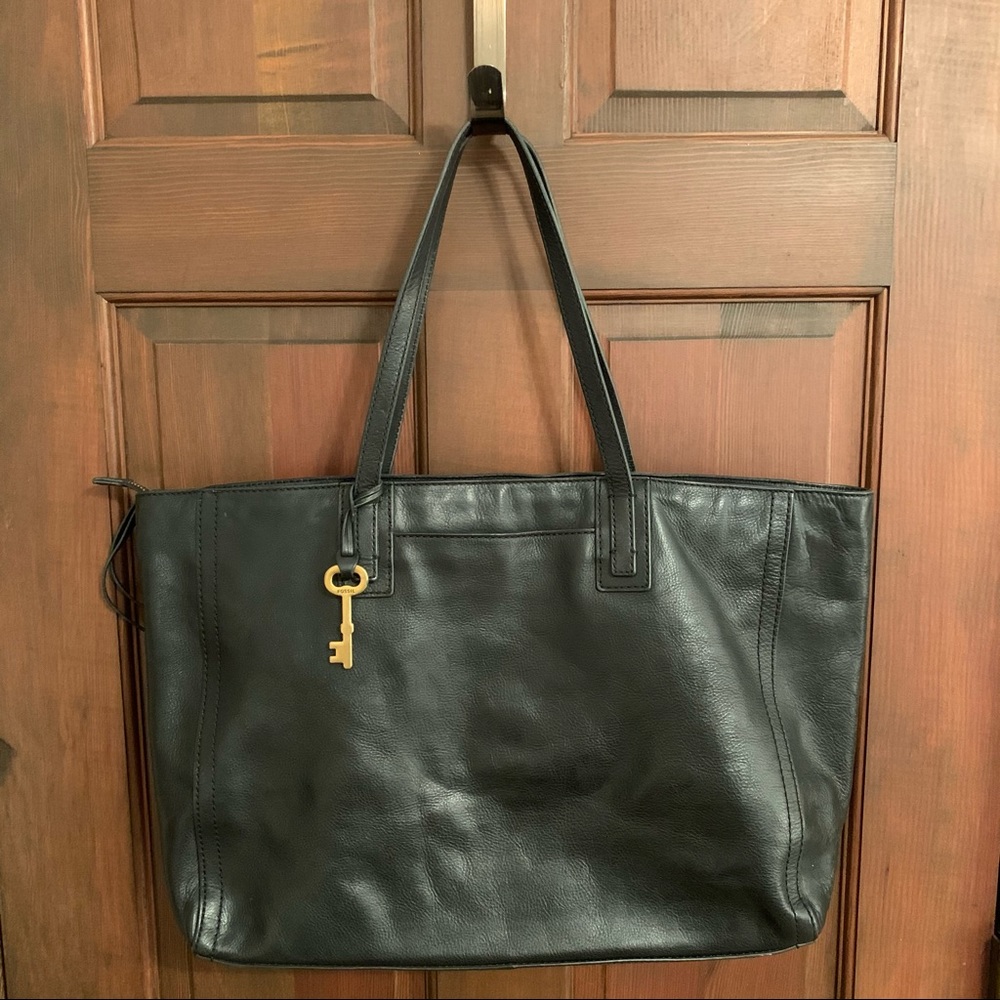 Fossil Black Sydney laptop airplane Leather Tote